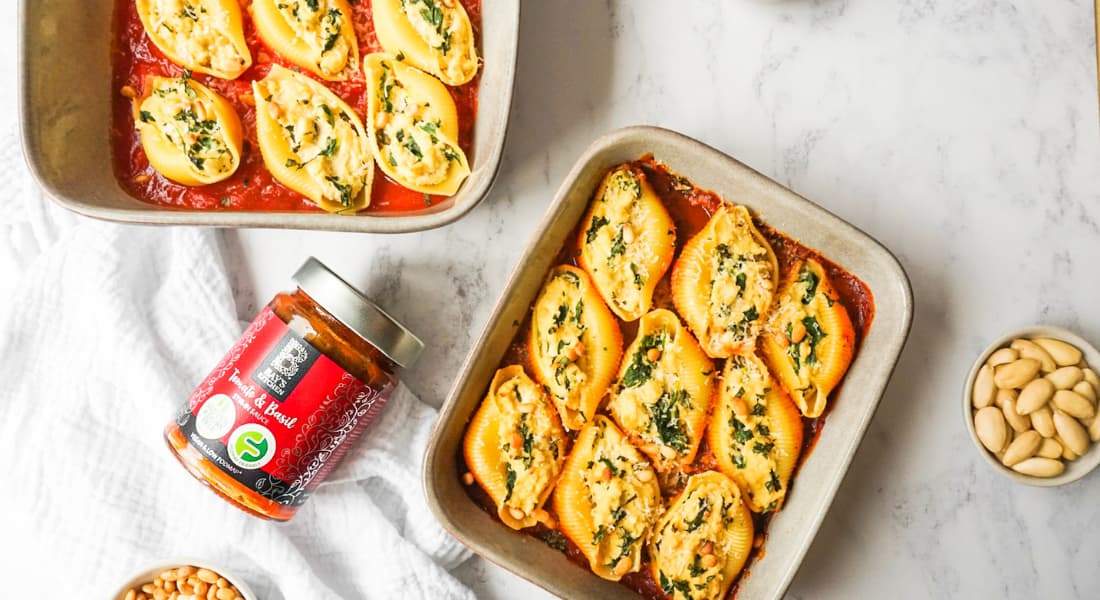 Vegan "Ricotta" & Spinach Stuffed Pasta Shells