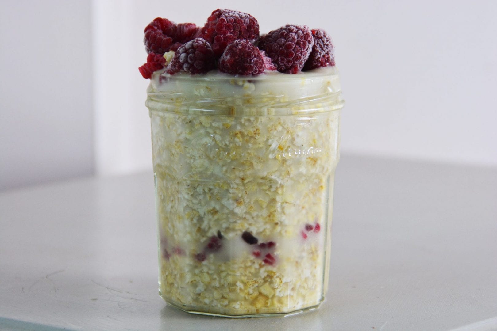 Raspberry & Cinnamon Overnight Oats